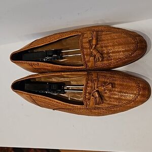 Bally woven tan/tassel loafers size 11